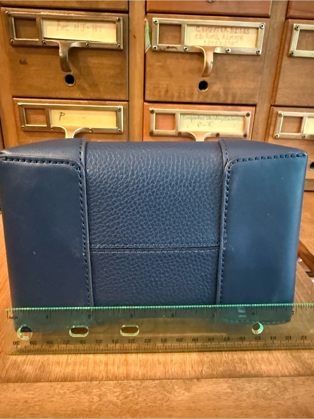 Michael Kors Navy Blue Mini Bucket Bag NWOT Clutch/Crossbody Pebbled Leather - Picture 6 of 15